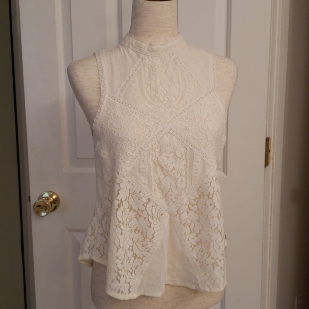 American Eagle Lace Detail Top